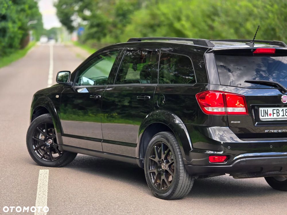 Fiat Freemont 2.0 Multijet 16V DPF Automatik Allrad Black Code - 40