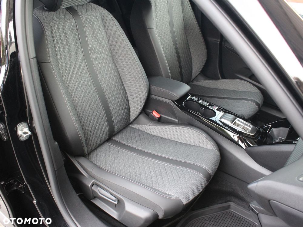 Peugeot 2008 1.2 PureTech Allure S&S EAT8 - 12