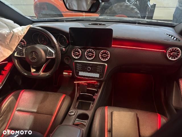 Mercedes-Benz Klasa A 250 Sport 4Matic 7G-DCT - 7