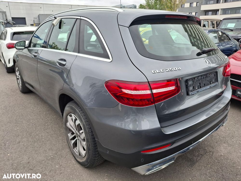 Mercedes-Benz GLC 250 d 4MATIC - 4