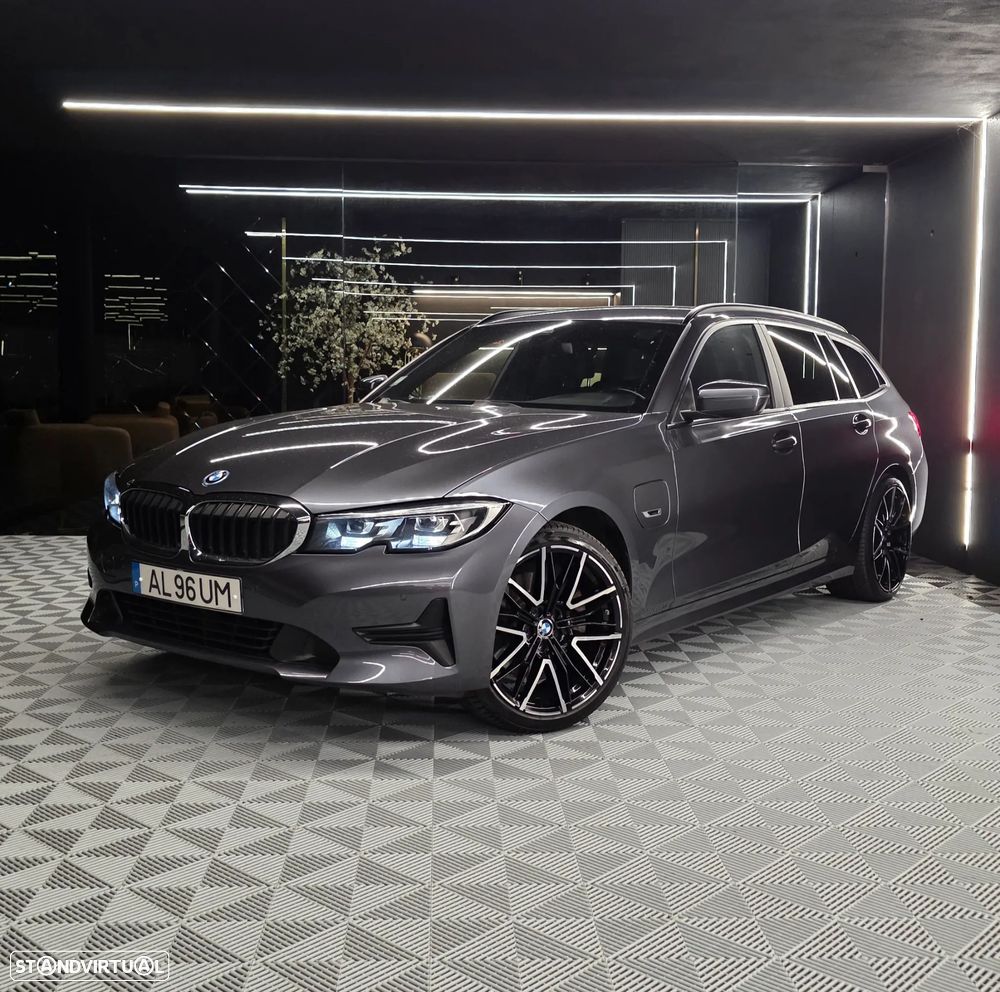 BMW 320 e Aut. Sport Line - 1