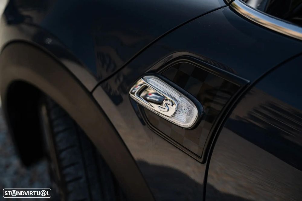 MINI 3 Portas Cooper SD - 19