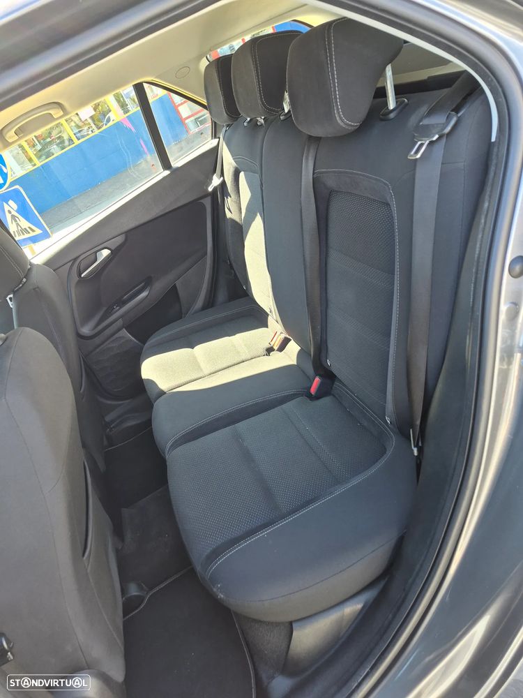 Fiat Tipo Station Wagon 1.3 M-Jet Lounge J17 - 12