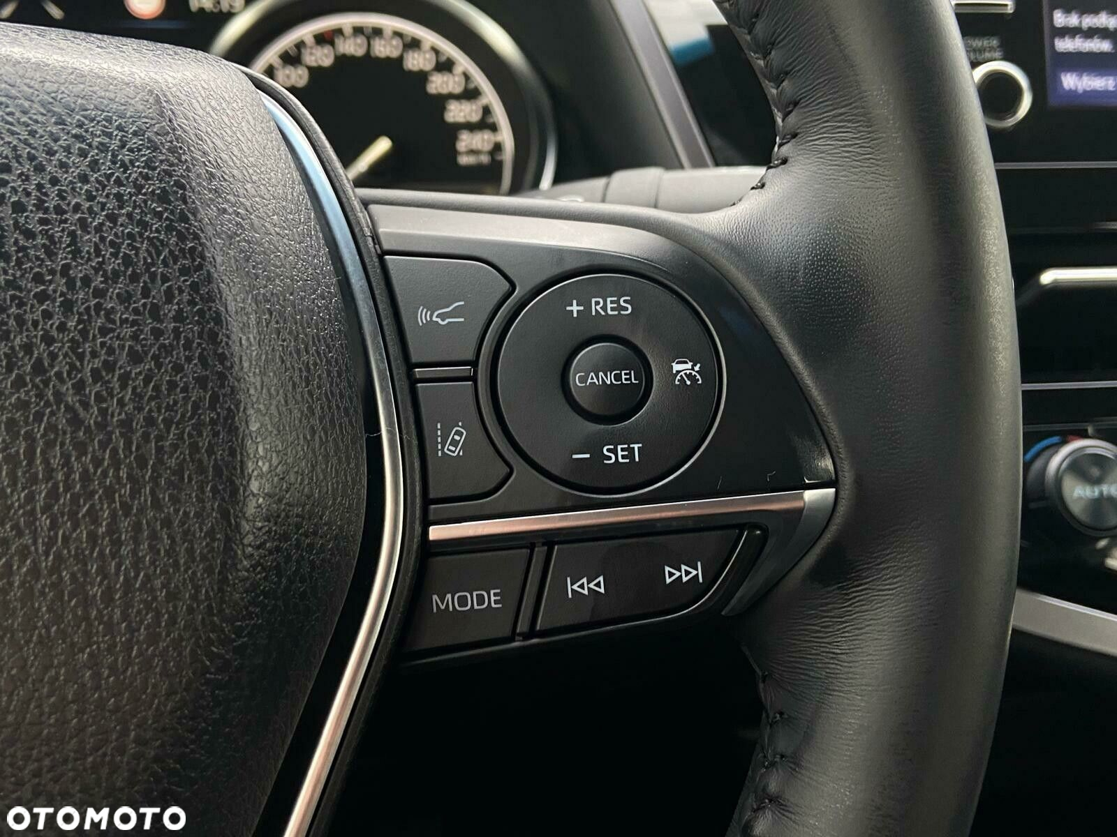 Toyota Camry 2.5 Hybrid Comfort CVT - 20