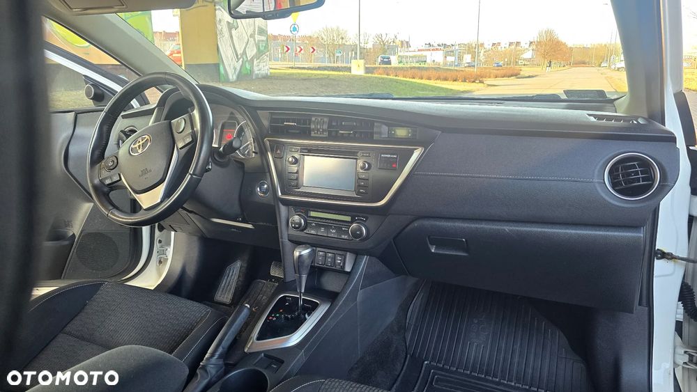 Toyota Auris 1.6 Valvematic Multidrive S Comfort - 24