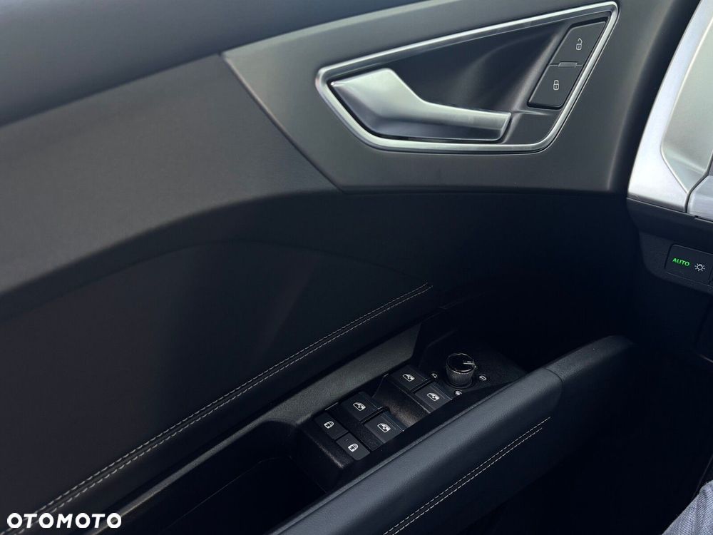 Audi Q4 e-tron - 16