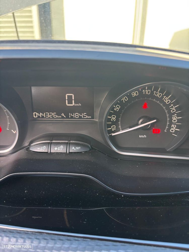 Peugeot 208 1.0 PureTech Access - 13