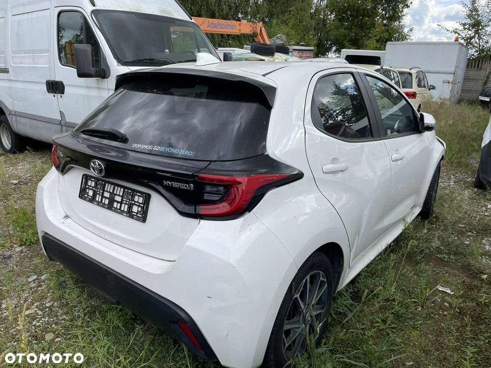 Toyota Yaris - 3