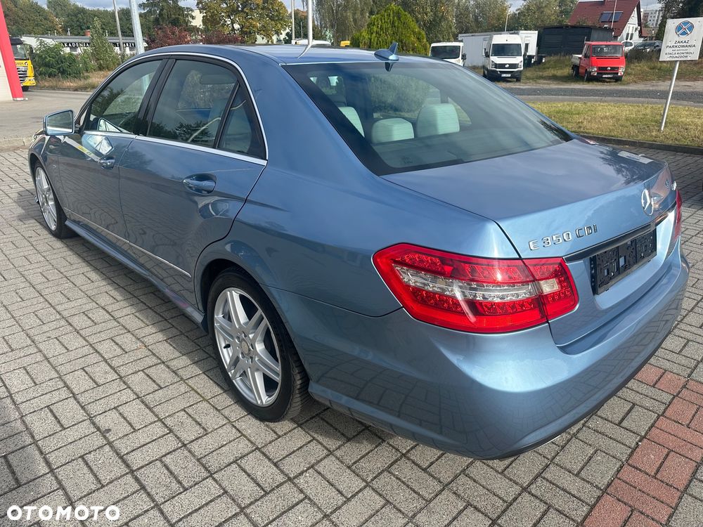 Mercedes-Benz Klasa E - 18