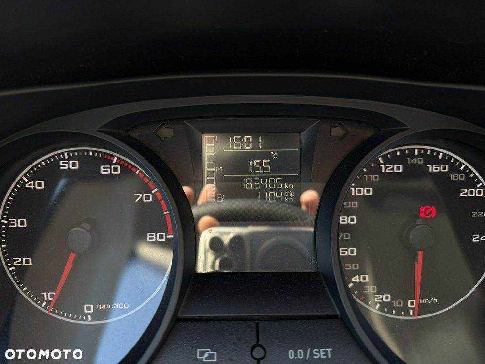 Seat Ibiza 1.4 16V Reference Salsa - 17