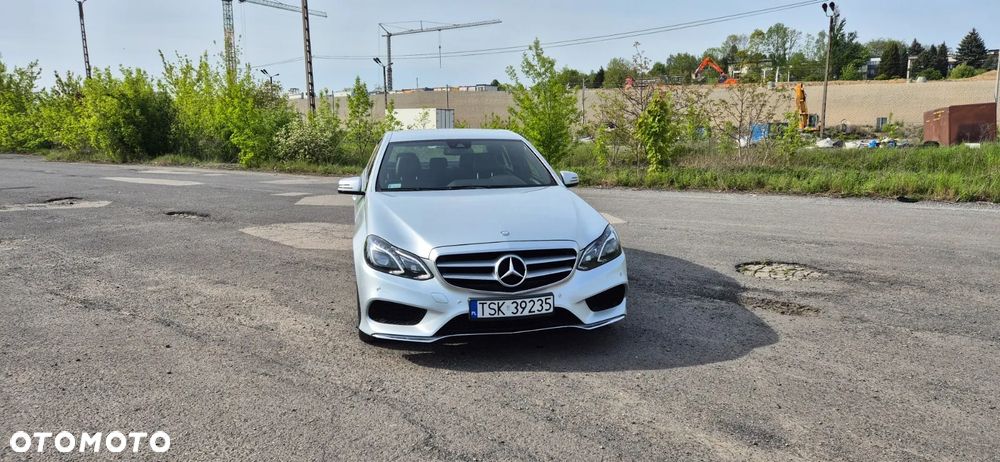 Mercedes-Benz E-Class 2013 photo 2