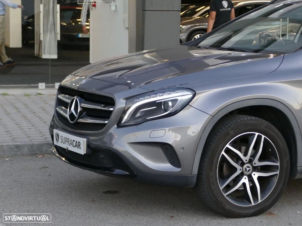 Mercedes-Benz GLA 220 d Urban - 4