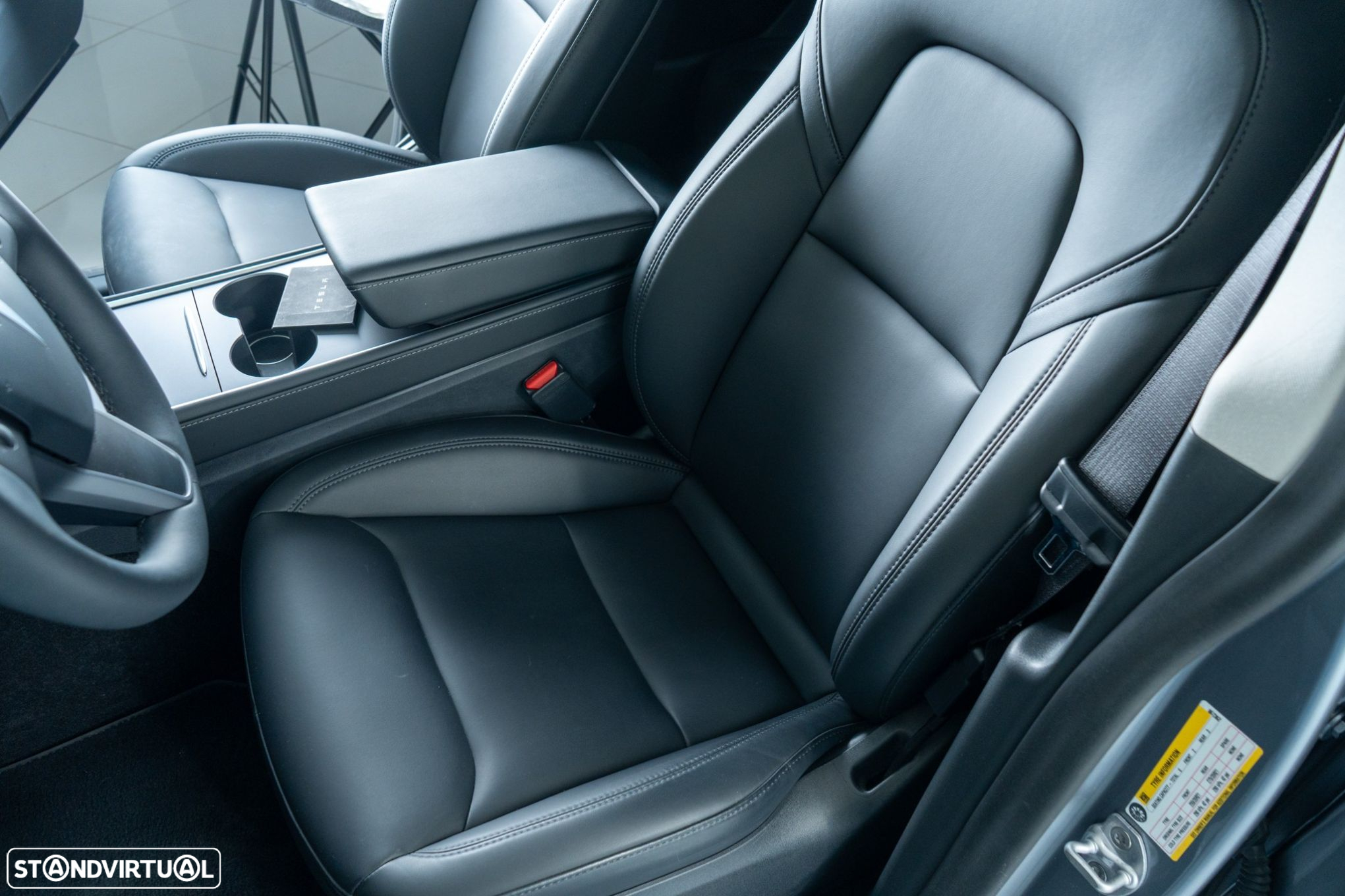 Tesla Model Y Performance Dual Motor AWD - 15