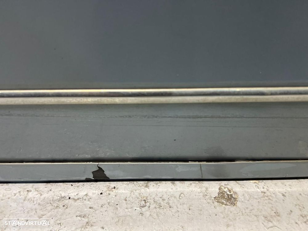 Porta Esq Frente VW PASSAT Variant (3C5) REF. 3C4831055J - 4