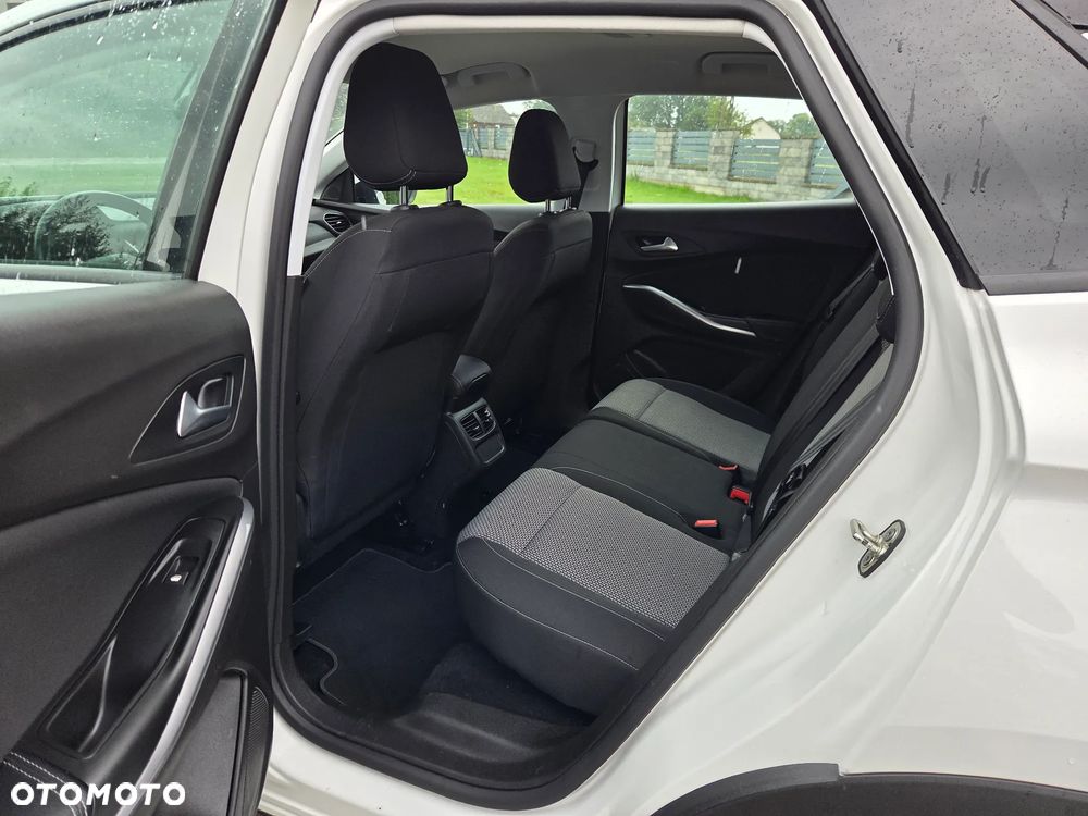 Opel Grandland X 1.5 D Start/Stop Business Edition - 28