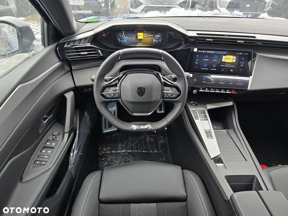 Peugeot 408 1.6 Plug-In Hybrid 225 GT EAT8 - 21