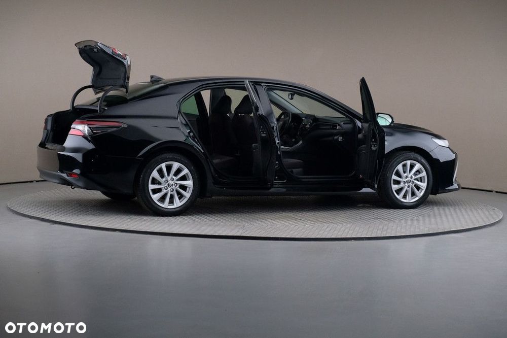 Toyota Camry 2.5 Hybrid Comfort CVT - 6
