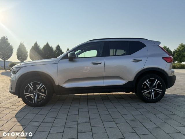 Volvo XC 40 B3 Plus Dark - 8