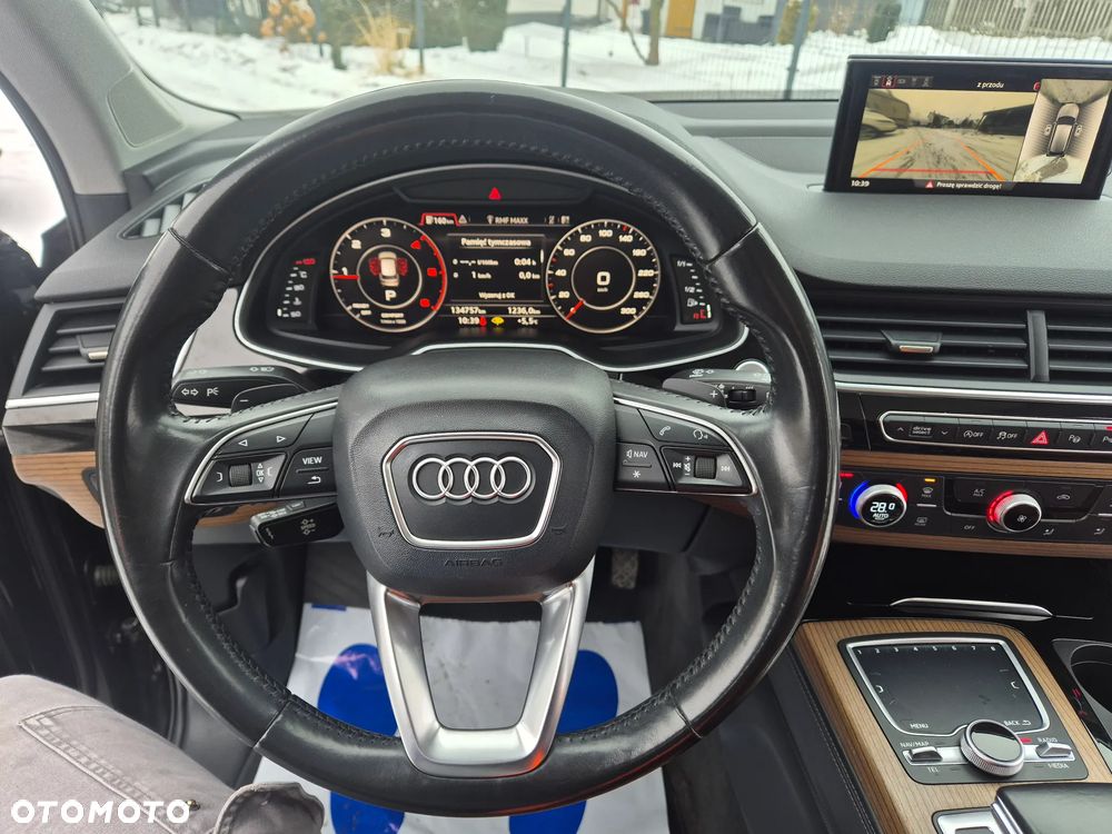 Audi Q7 - 17