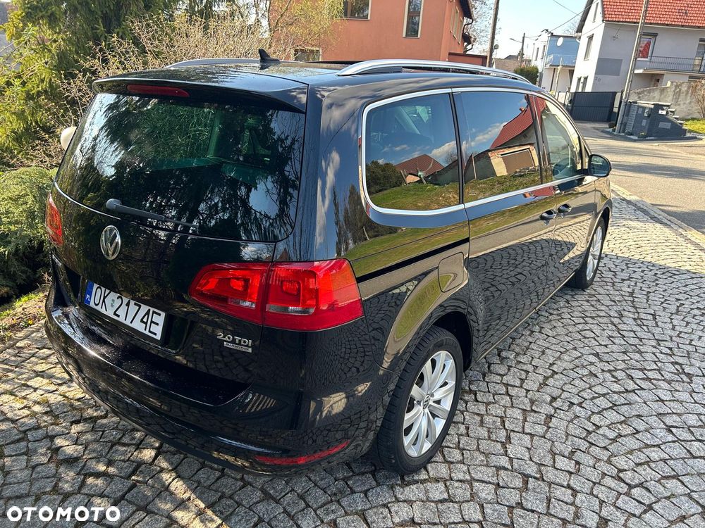 Volkswagen Sharan 2.0 TDI Highline DSG - 2