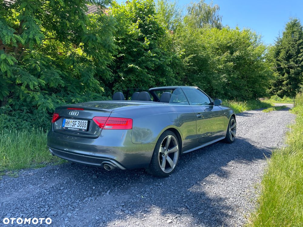 Audi A5 Cabrio - 11