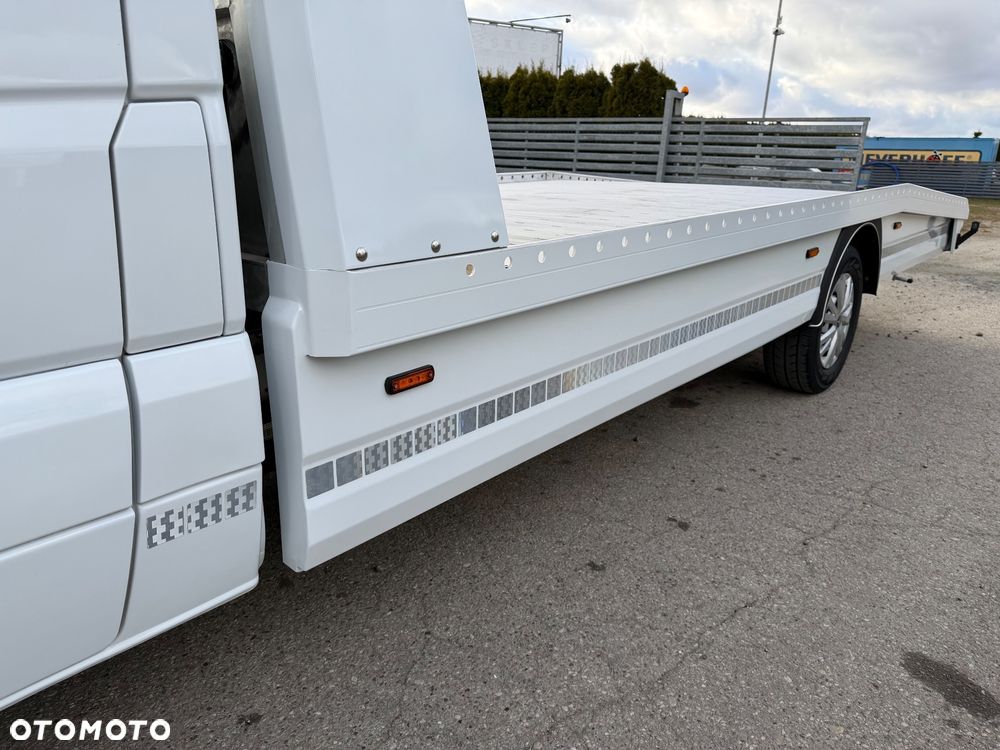 Mercedes-Benz Sprinter - 8