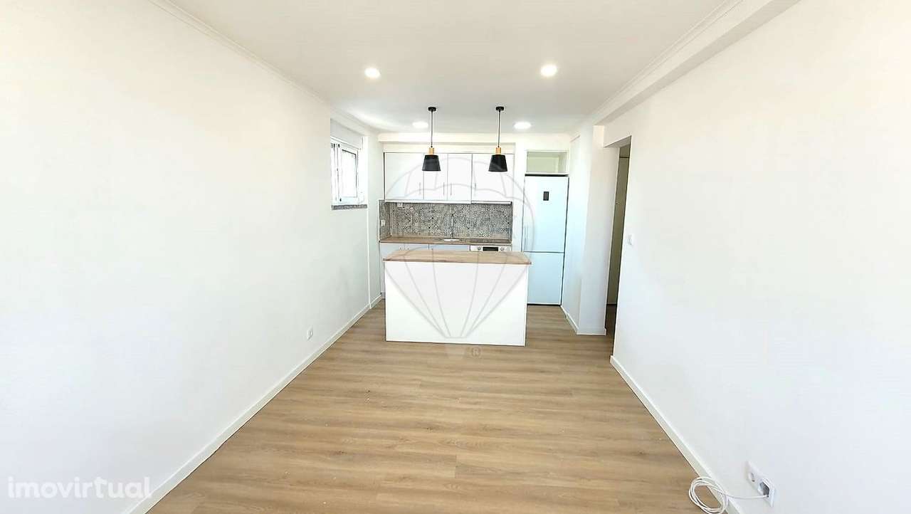 Apartamento T1 para venda - Grande imagem: 2/11