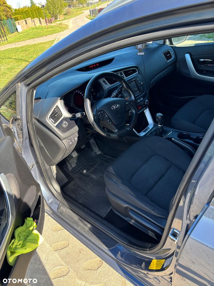 Kia Ceed 1.6 CRDi L - 5