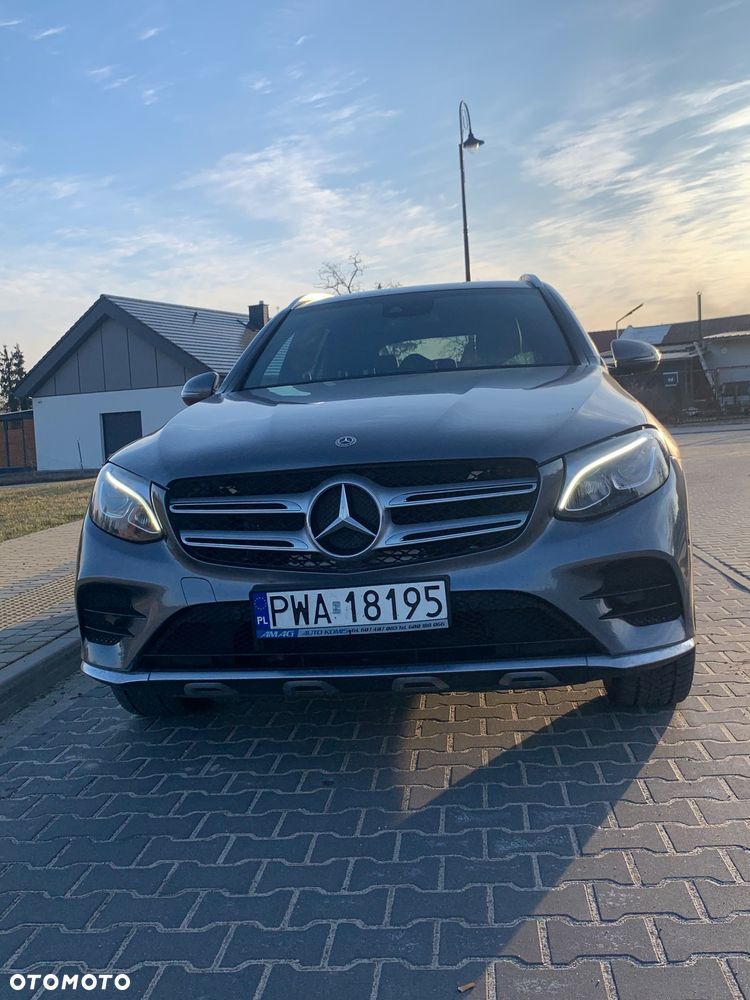 Mercedes-Benz GLC 220 d 4Matic 9G-TRONIC AMG Line - 3