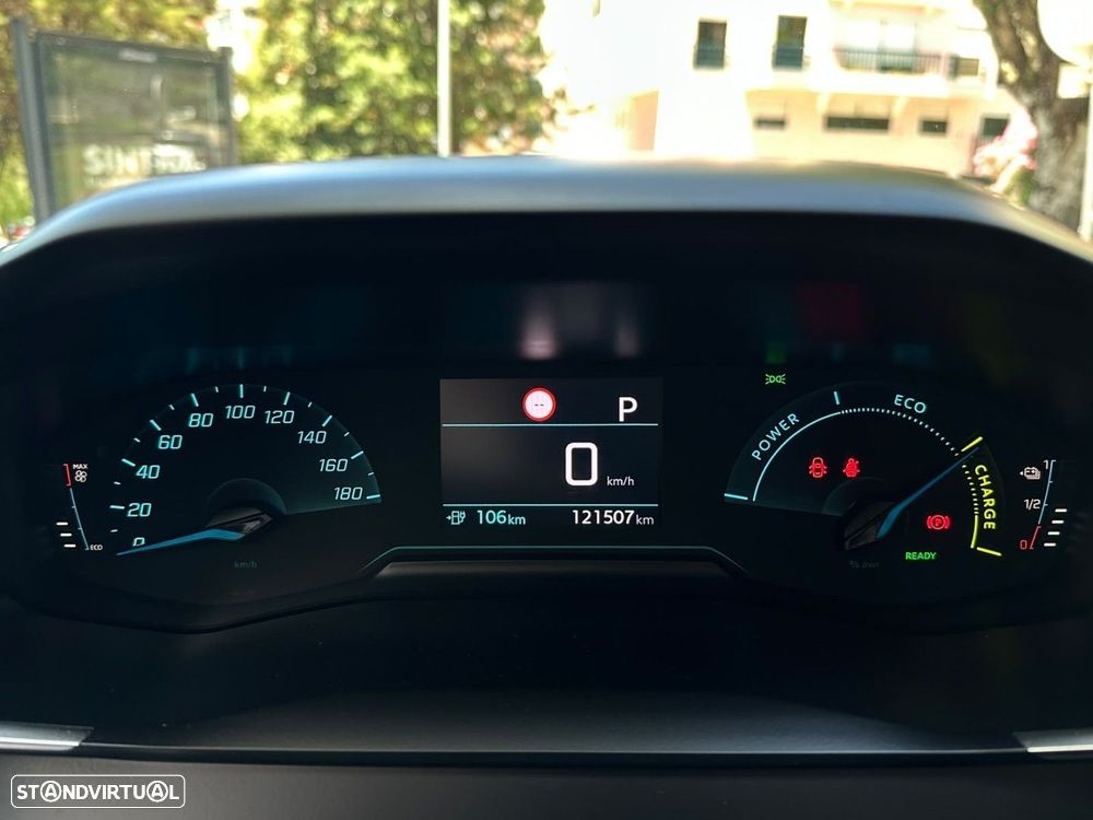 Peugeot e-2008 50 kWh Allure Pack - 8
