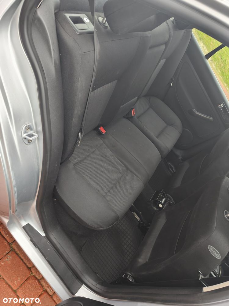 Volkswagen Bora 1.9 TDI - 9