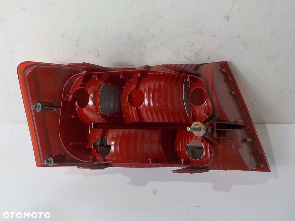 AUDI A6 C6 SEDAN LAMPA PRAWA TYŁ TYLNA - 4