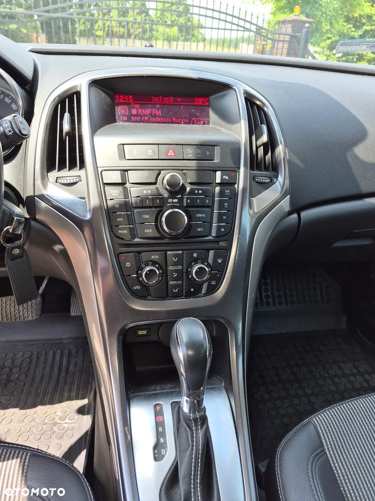 Opel Astra 2.0 CDTI DPF Automatik Cosmo - 10