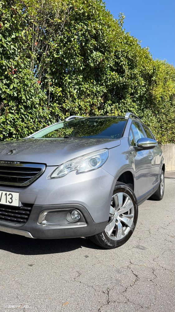 Peugeot 2008 1.2 PureTech Allure - 17