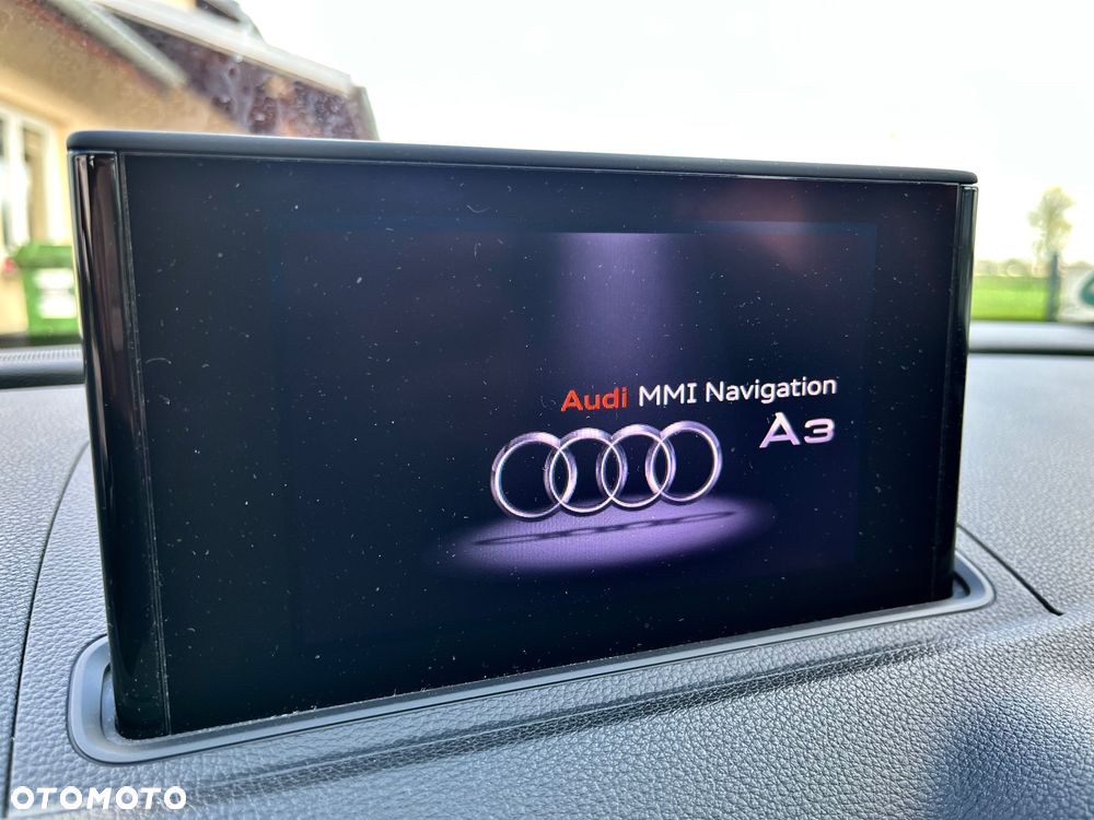 Audi A3 Sportback 1.6 TDI S tronic Attraction - 28