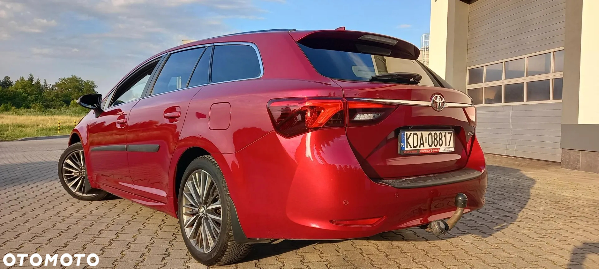 Toyota Avensis Combi 1.8 Multidrive Business Edition - 11