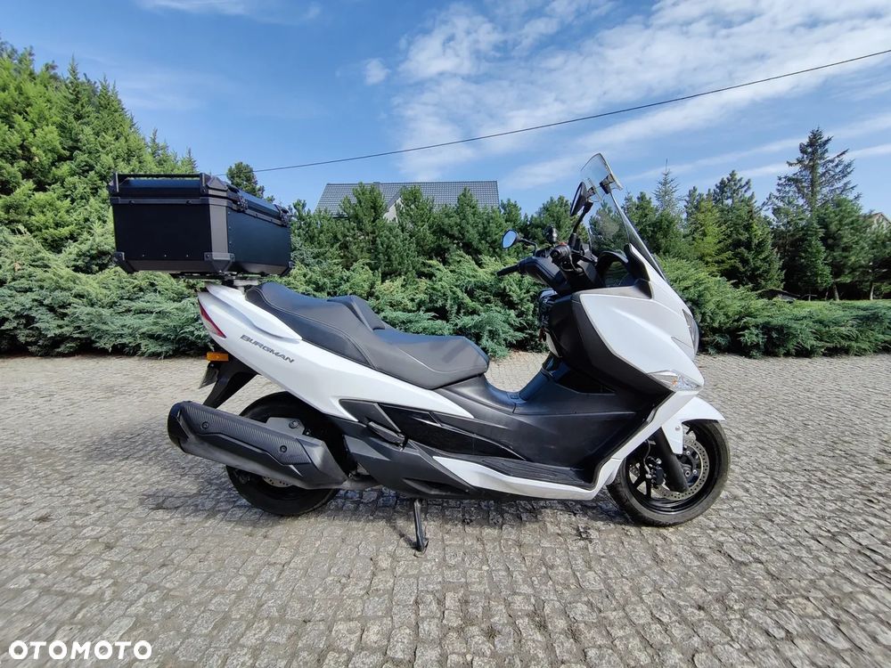 Suzuki Burgman - 1