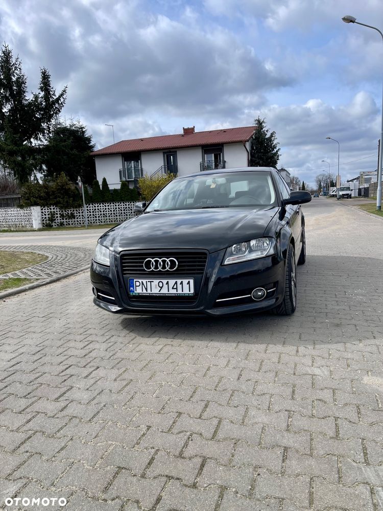 Audi A3 Sportback 1.6 TDI DPF Ambition - 2