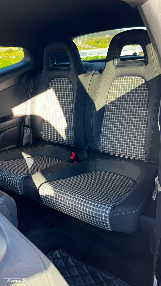 VW Scirocco 2.0 TSI BlueMotion DSG - 13