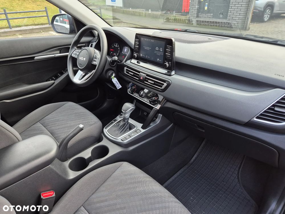 Kia Inny - 13