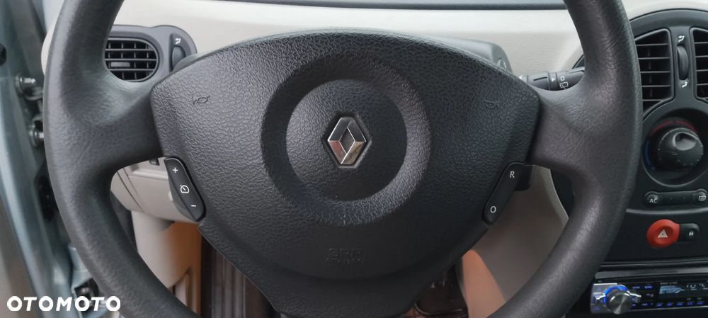 Renault Modus 1.6 16V Privilege - 11