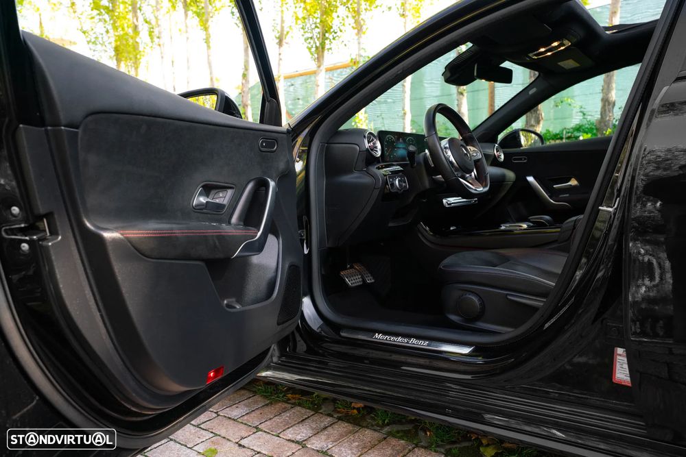 Mercedes-Benz A 180 d 7G-DCT AMG Line - 26