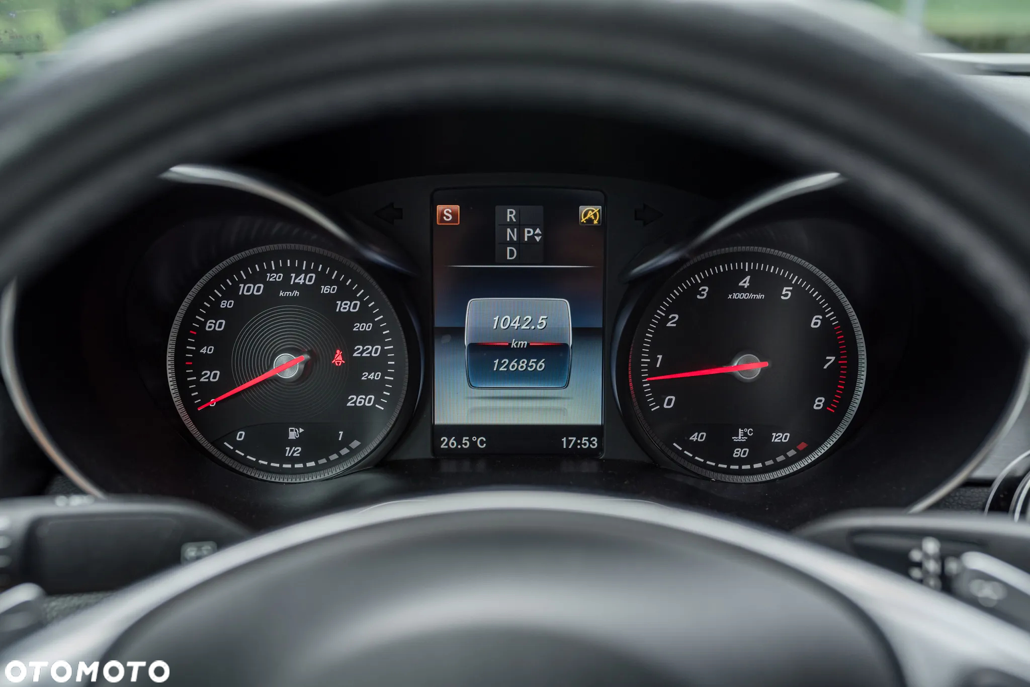 Mercedes-Benz Klasa C 300 7G-TRONIC - 36