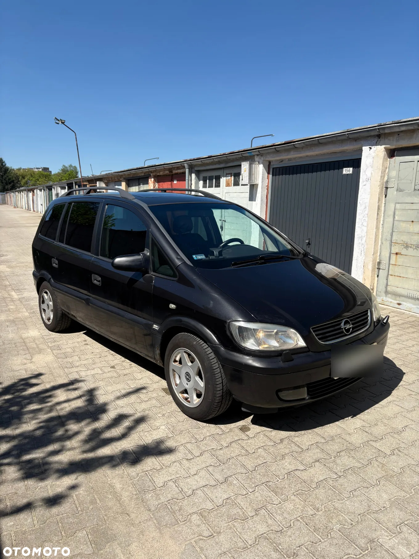 Opel Zafira 1.8 16V Elegance - 2