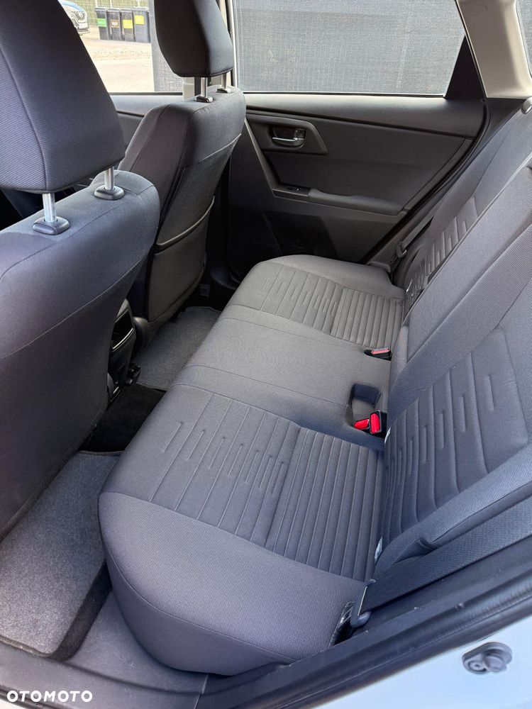Toyota Auris 1.6 Comfort - 7
