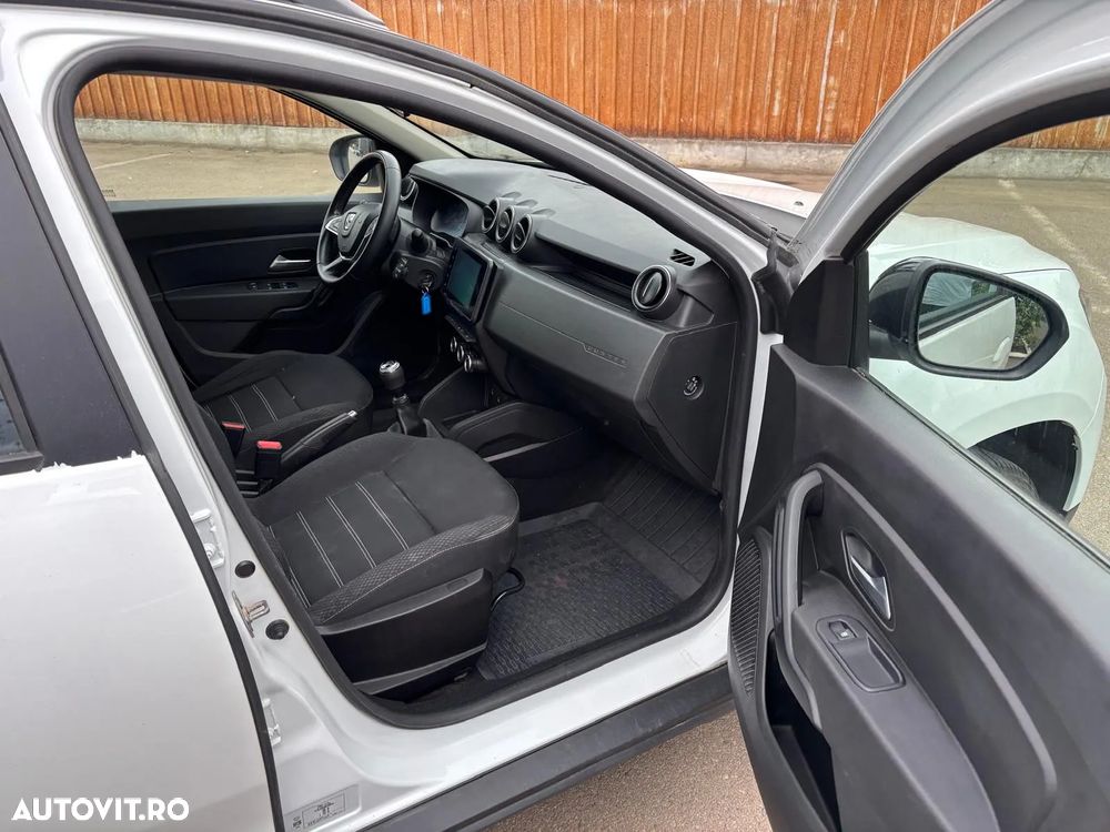 Dacia Duster 1.5 Blue dCi 4WD Comfort - 13
