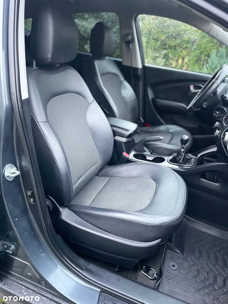 Hyundai ix35 1.7 CRDi Premium 2WD - 11