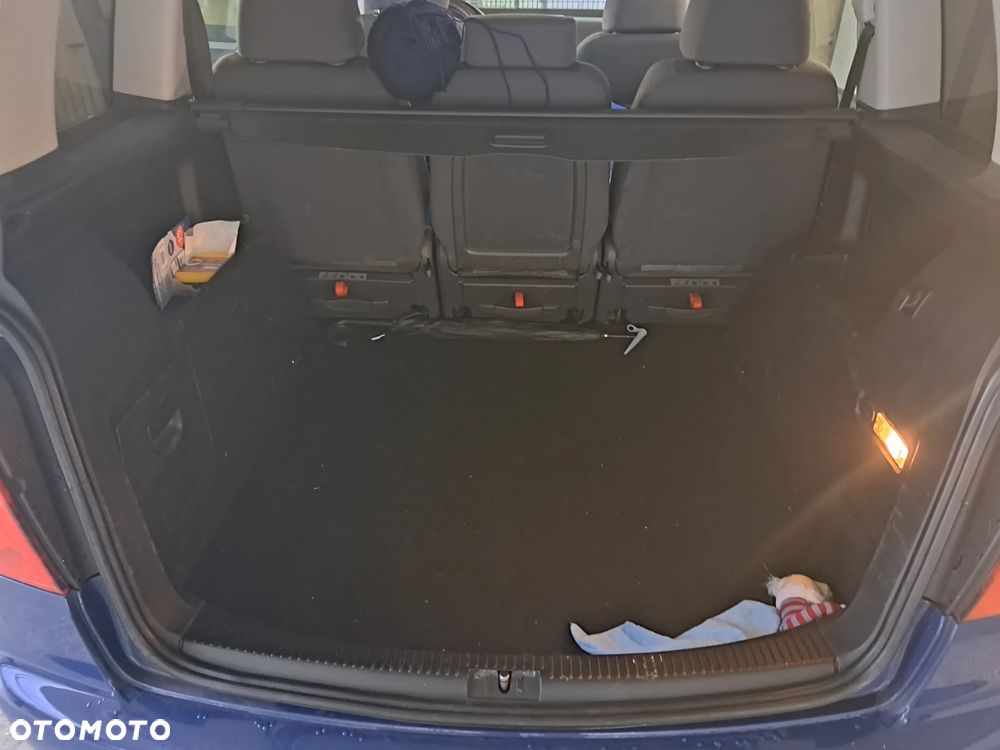 Volkswagen Touran 1.6 Basis - 14