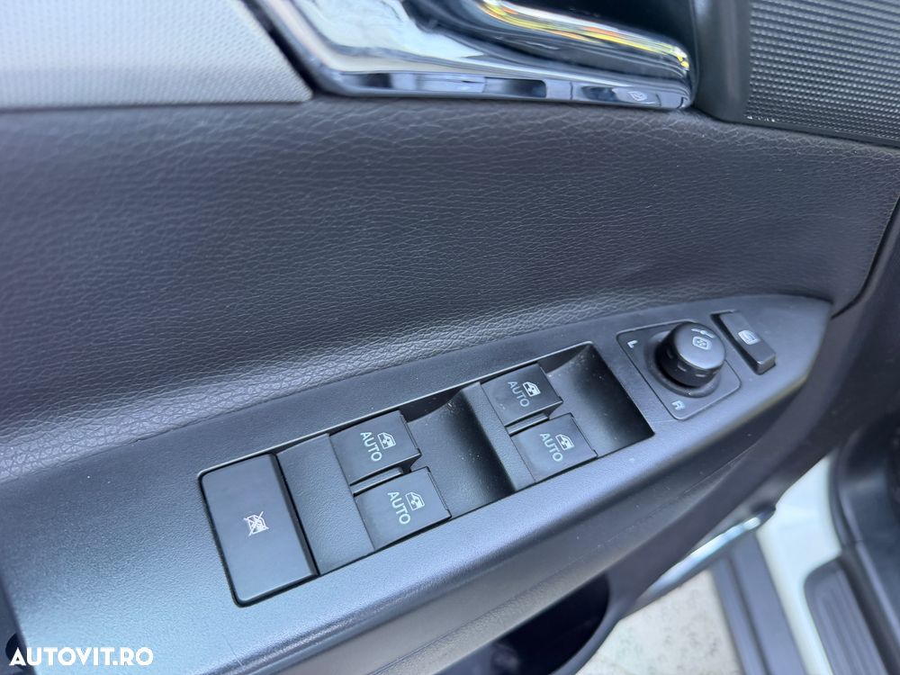 Opel Antara 2.2 CDTI 4x4 ecoFLEX Start/Stop Design Edition - 25