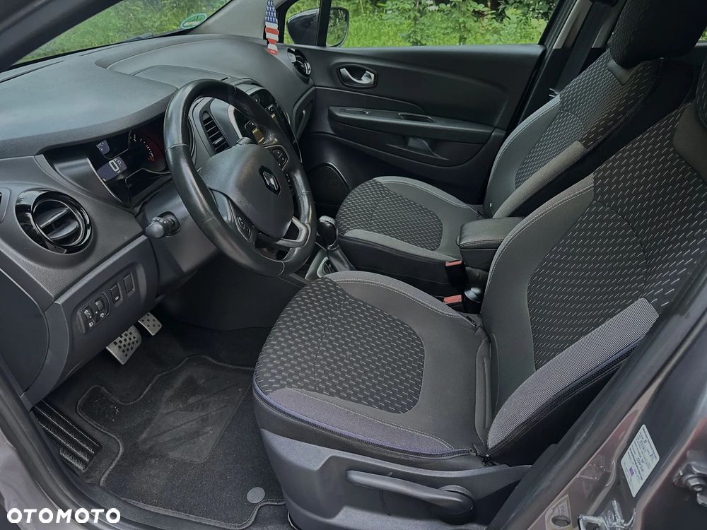 Renault Captur - 21